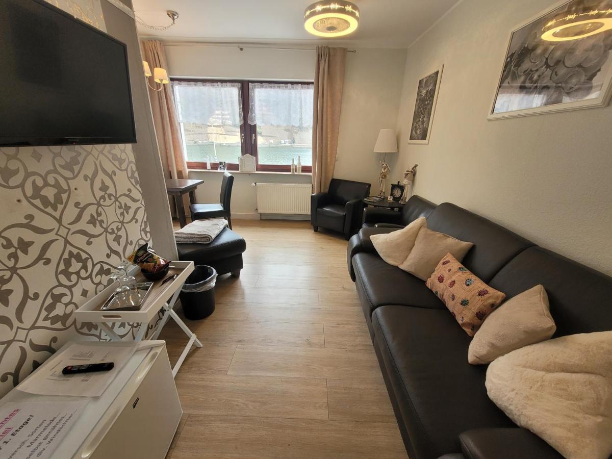 Gaestehaus Burgberg, Weinhaus Fries Kattenes Luaran gambar
