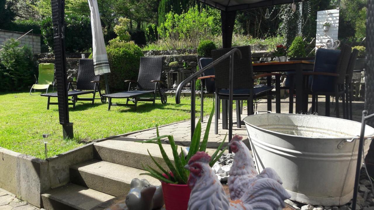 Gaestehaus Burgberg, Weinhaus Fries Kattenes Luaran gambar